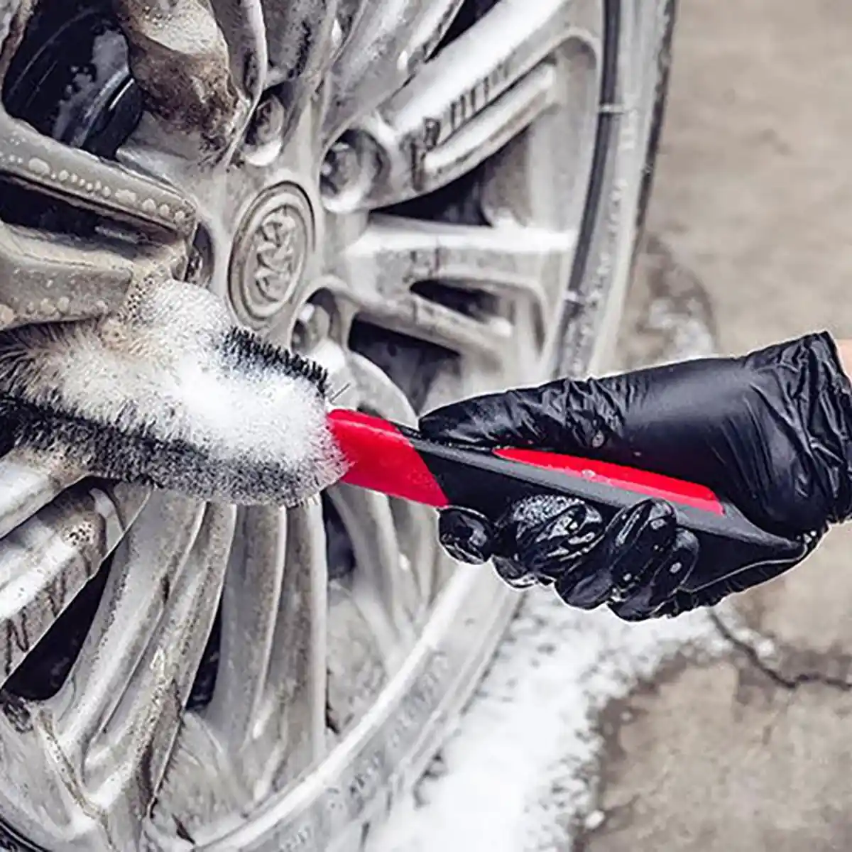 Premium Tire Cleaning Brush for Heavy-Duty Detailing